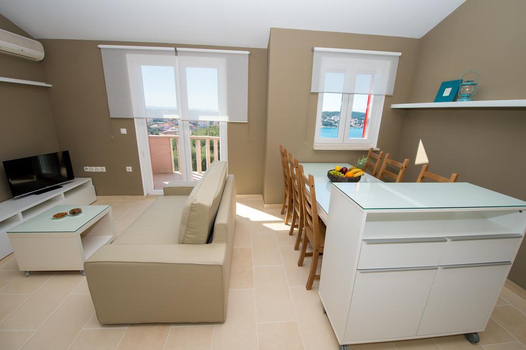 Apartments Gazebo Trogir Zimmer foto